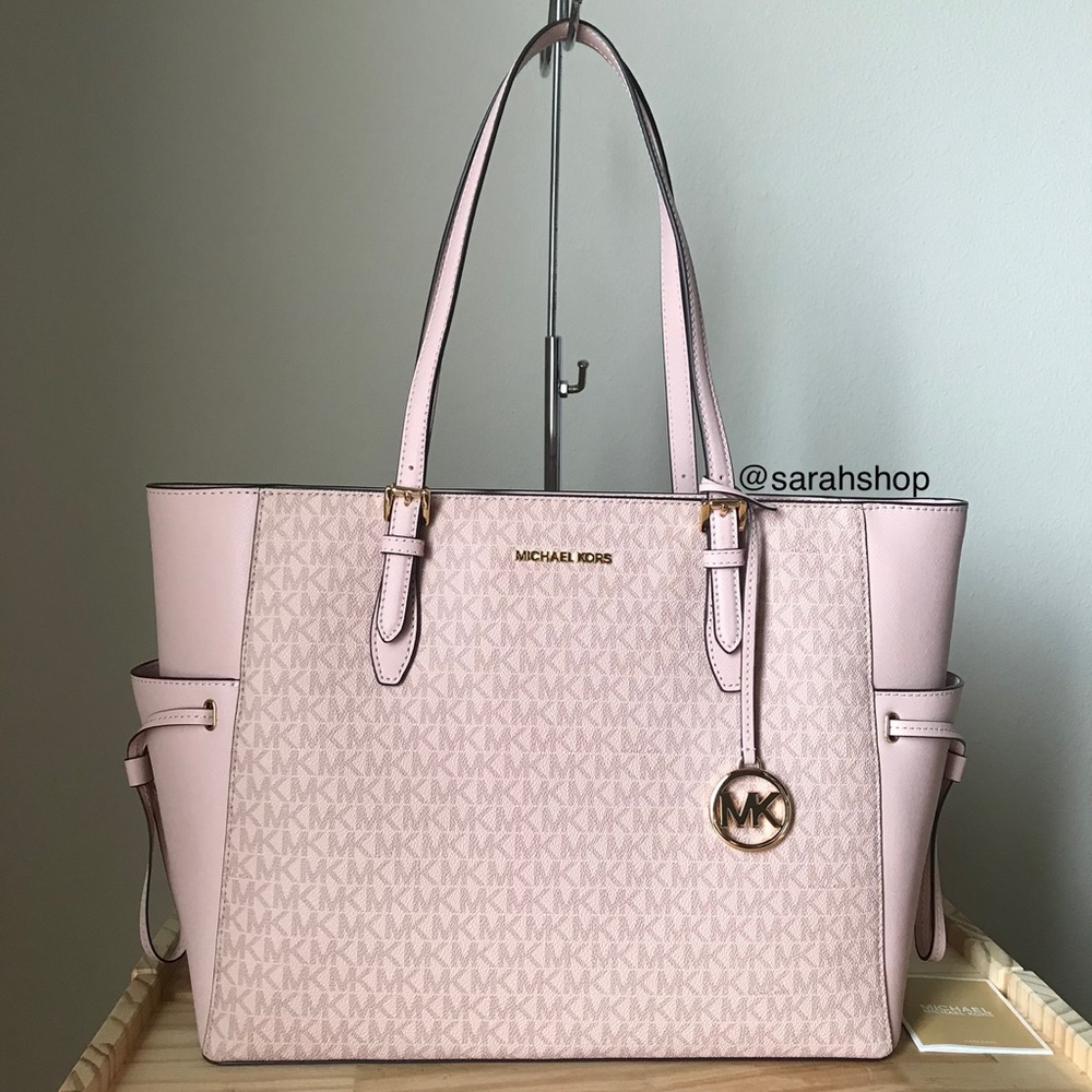 🌼Michael Kors Purse